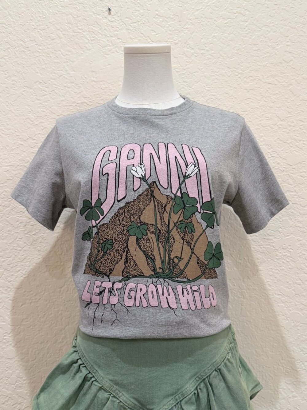 GANNI Lets Grow Wild Graphic Tee XS Gray Pink Relaxed Crewneck Cottagecore